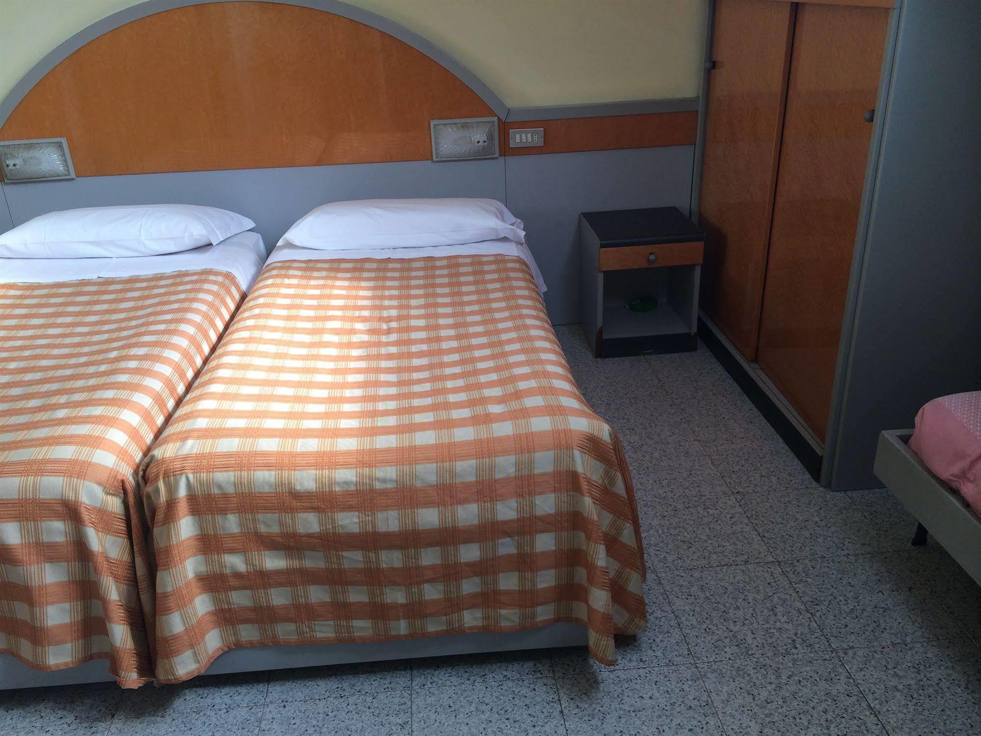Hotel Mazzini Letojanni Exteriör bild